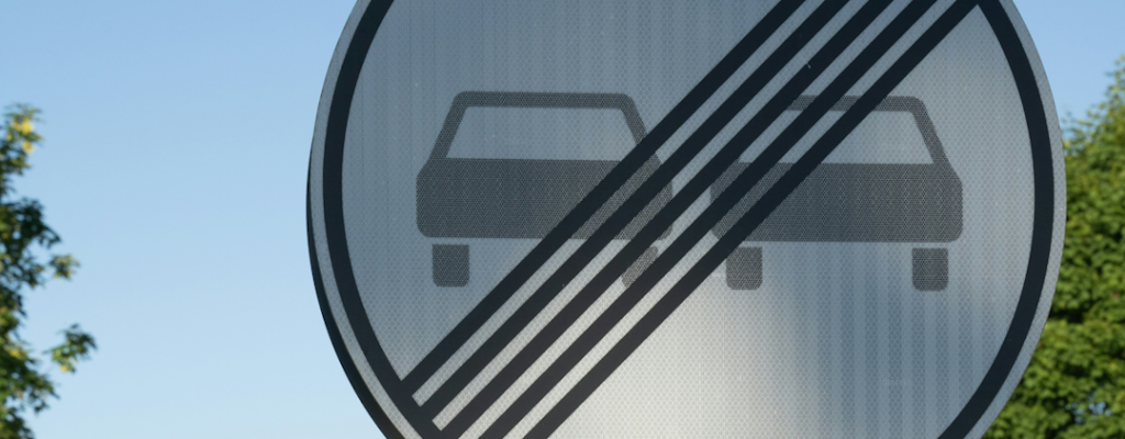 overtaking prohibited ends sign